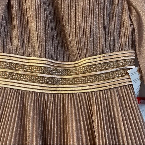 Mac Duggal Shimmering Ballgown A-Line Dress NWT 6 Rose Gold - Picture 9 of 10